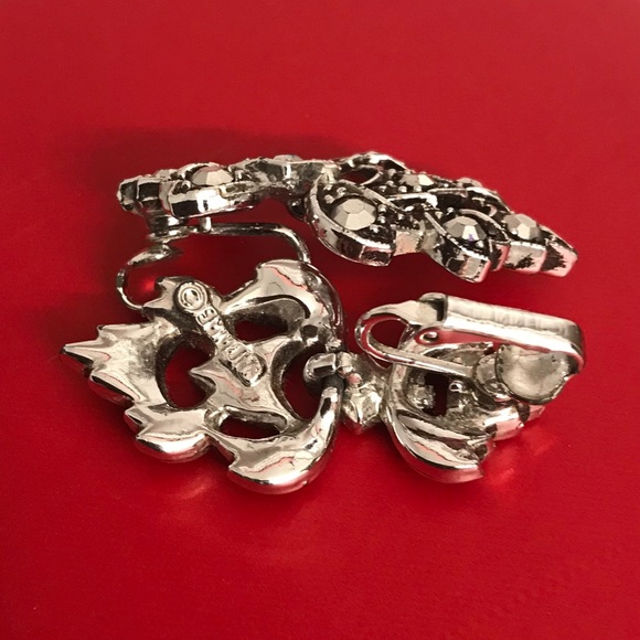 Vintage 1950’s Emmons Clip On Earrings - Picture 8 of 10